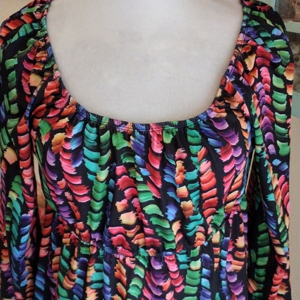 Slinky Brand Colorful Top - Picture 2 of 9